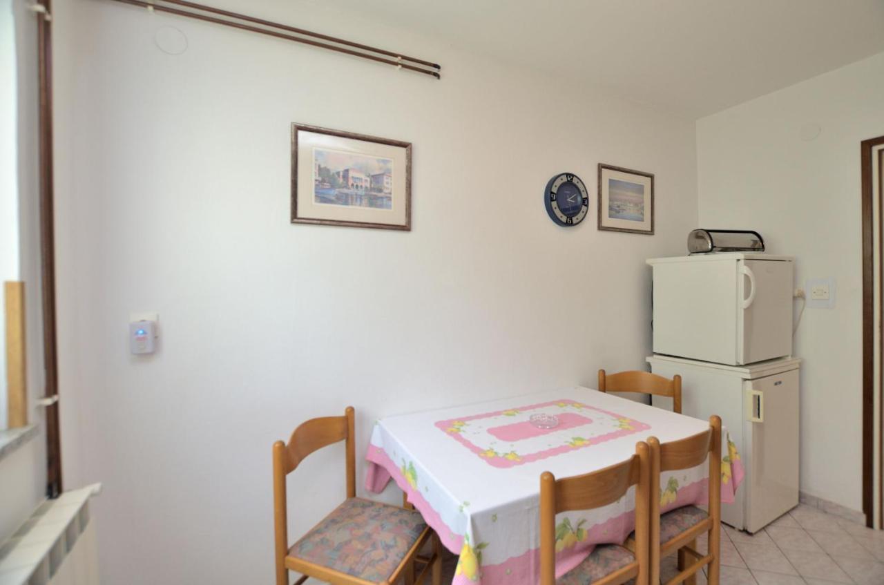 Apartment Luna Пореч Екстериор снимка